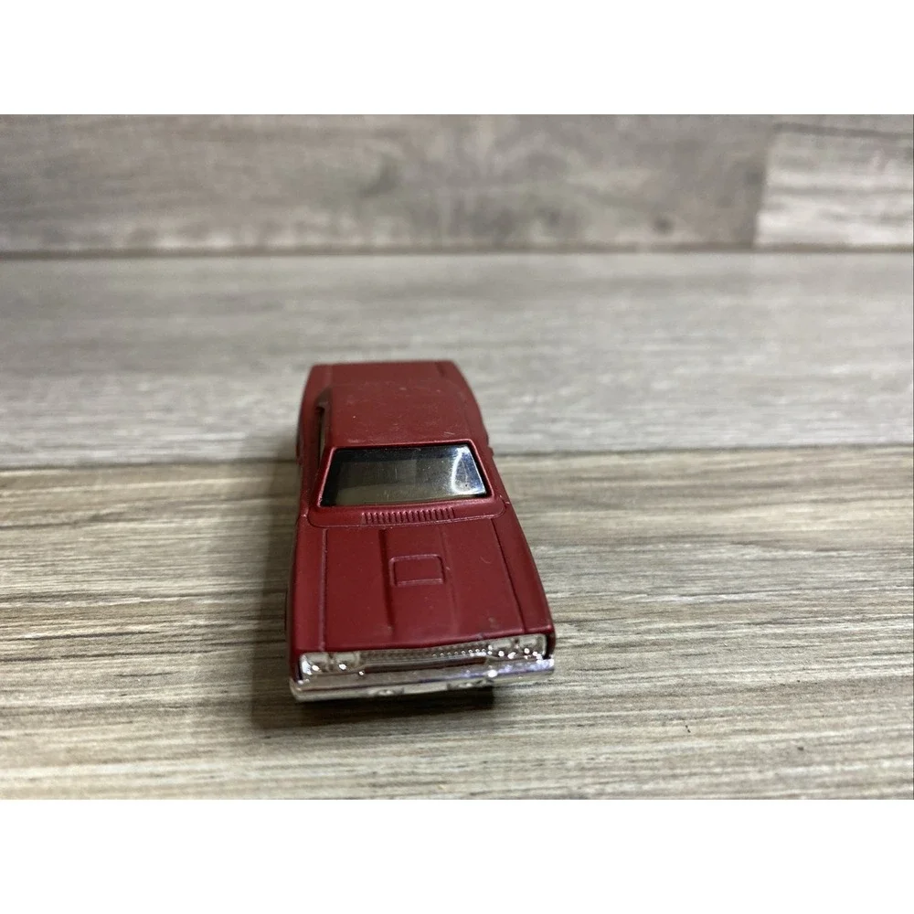 Hot Wheels '70 Plymouth Road Runner Flat Dark Red‎